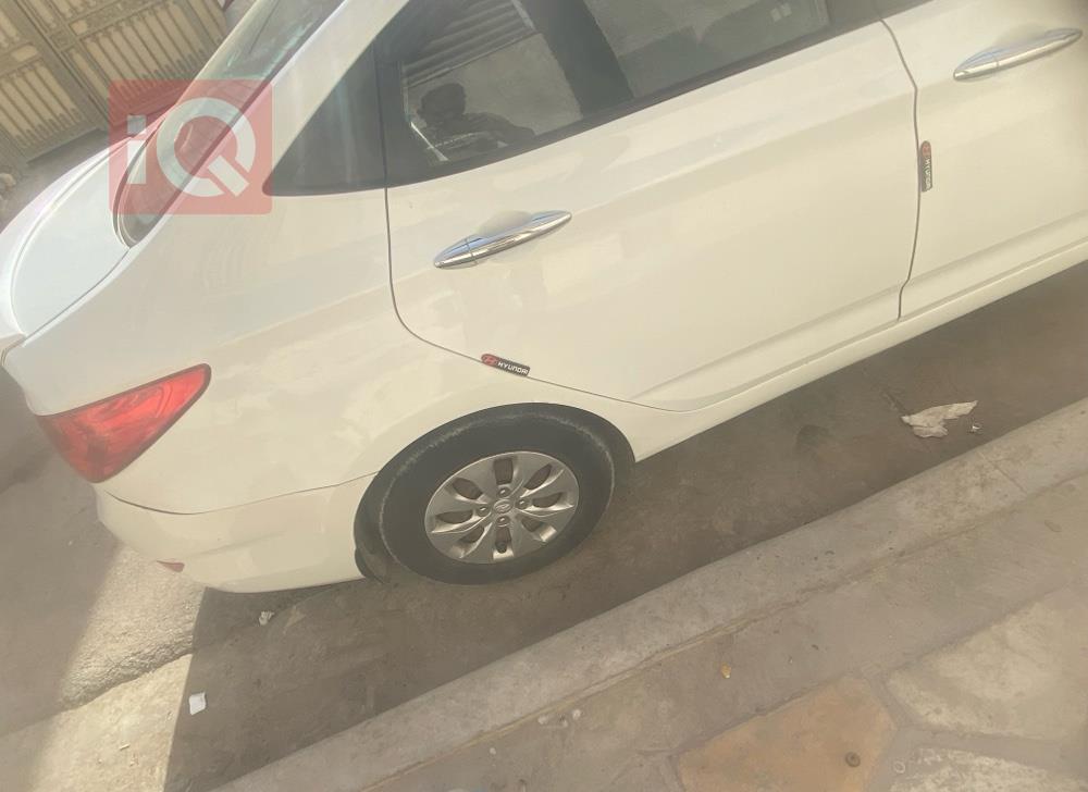 هیوندای ئەکسنت